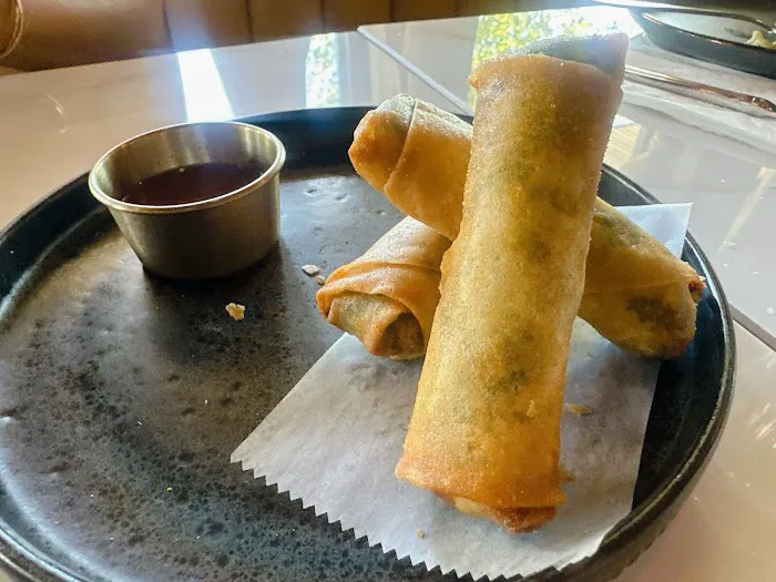 Phirom thai restaurant Picture 3