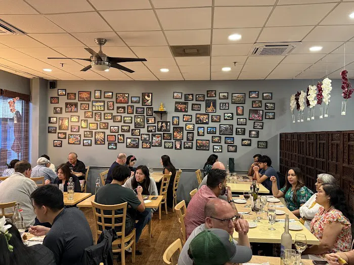 Bangkok Bistro Thai Eatery Picture 3