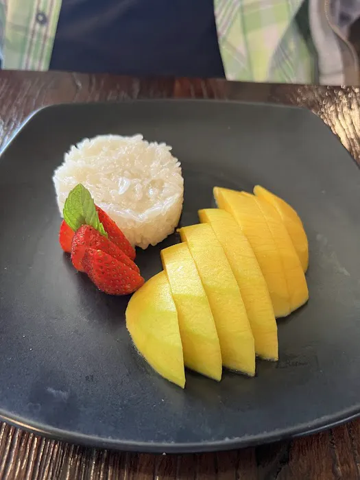 NaaMo Thai Restaurant Picture 2