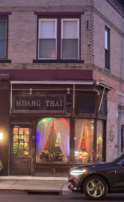 Muang Thai Restaurant Picture 9