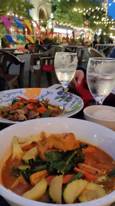 Baan Khun Restaurant Picture 9