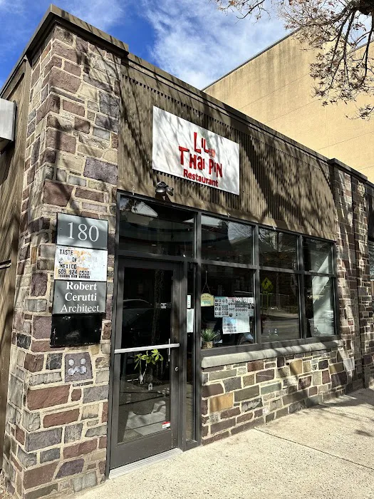 Thai Delight (formerly Lil Thai Pin) Picture 9