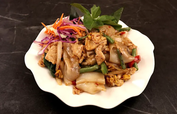 Get Thai Takeaway Picture 4