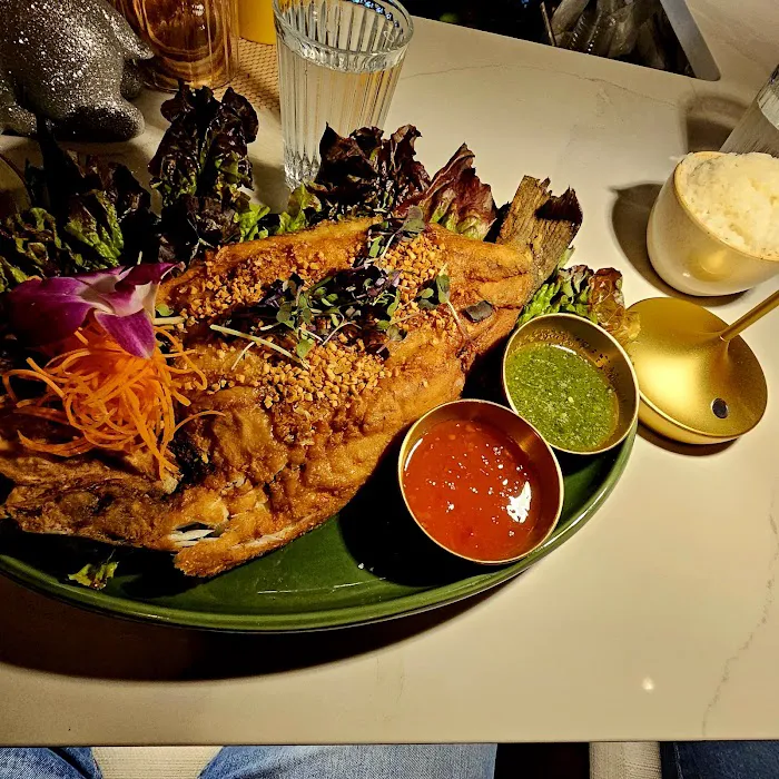 Siam Emerald Picture 10