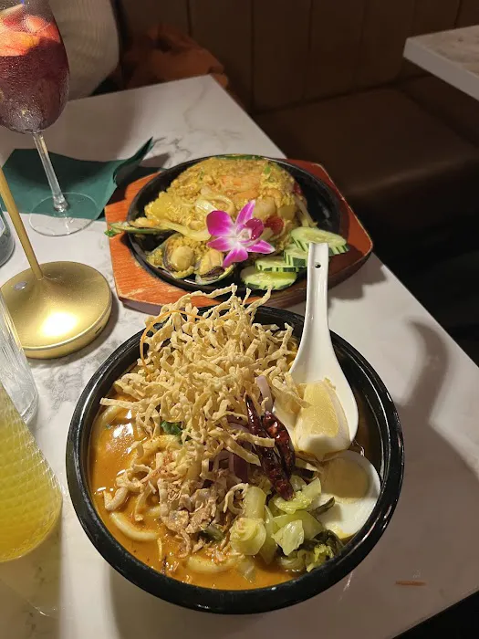 Siam Emerald Picture 3