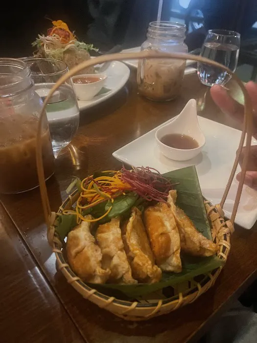 Tum Thai Cuisine Picture 4