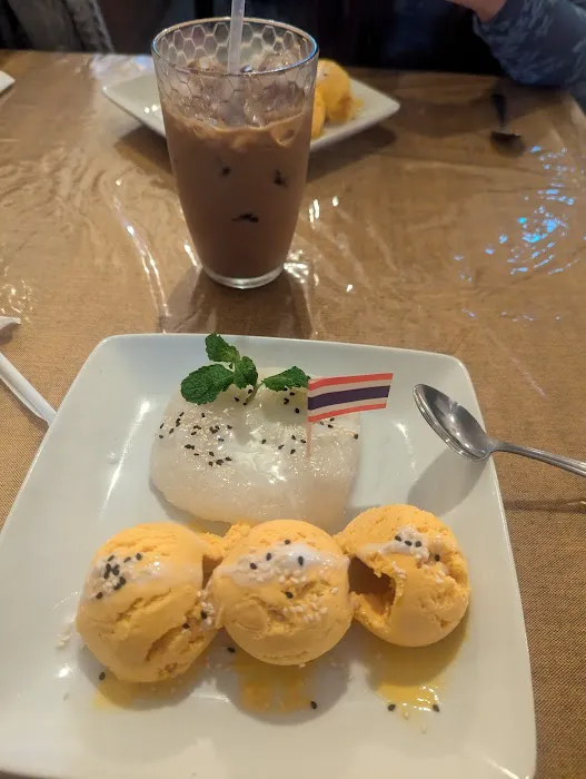 Poy's Kitchen Thai Lao cuisine Picture 6