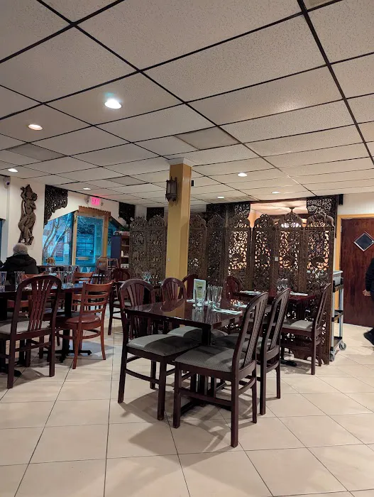 Siam Basil Thai Restaurant Picture 6