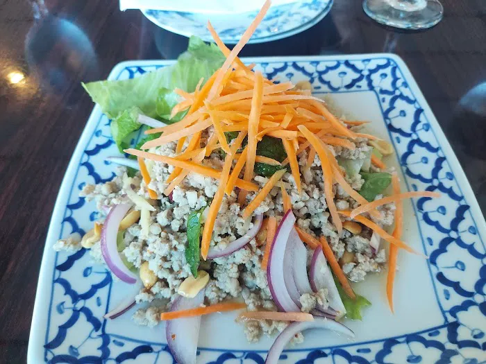 Siam Basil Thai Restaurant Picture 9