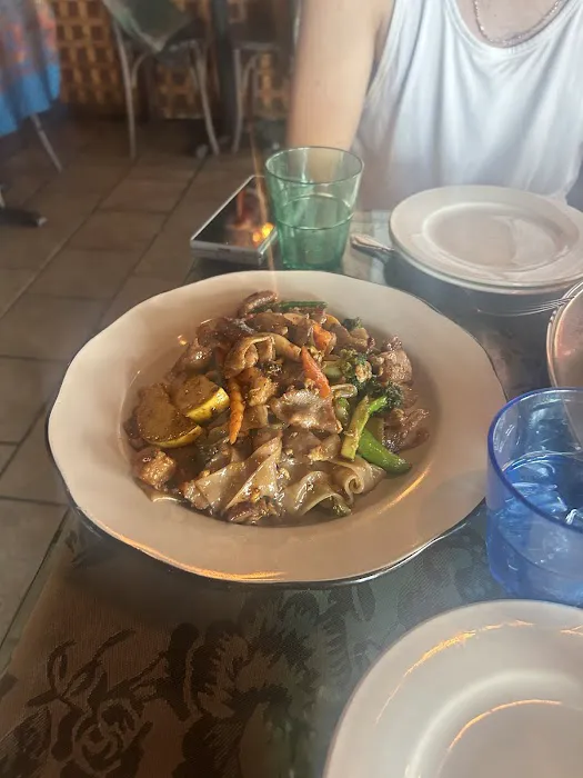 Bamboo Leaf Thai Eatery Picture 9