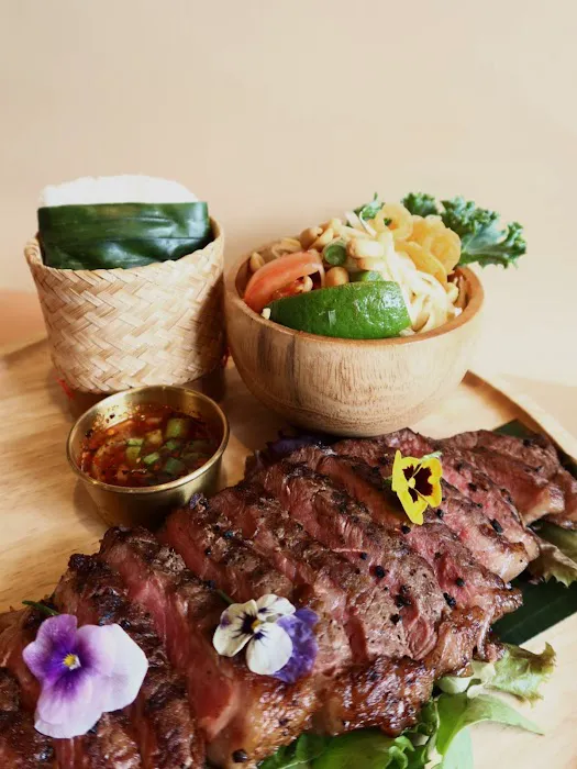 Tee' Thai Flavors Picture 6