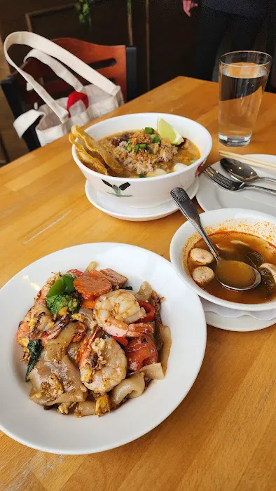 Tee' Thai Flavors Picture 8