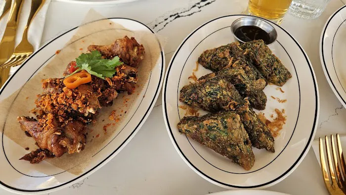 SIMILAN ON THE BAY Picture 6