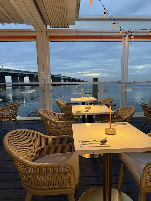 SIMILAN ON THE BAY Picture 5