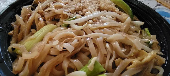 Green Thai Kitchen Picture 3