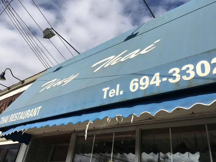 Tiny Thai Restaurant Picture 4