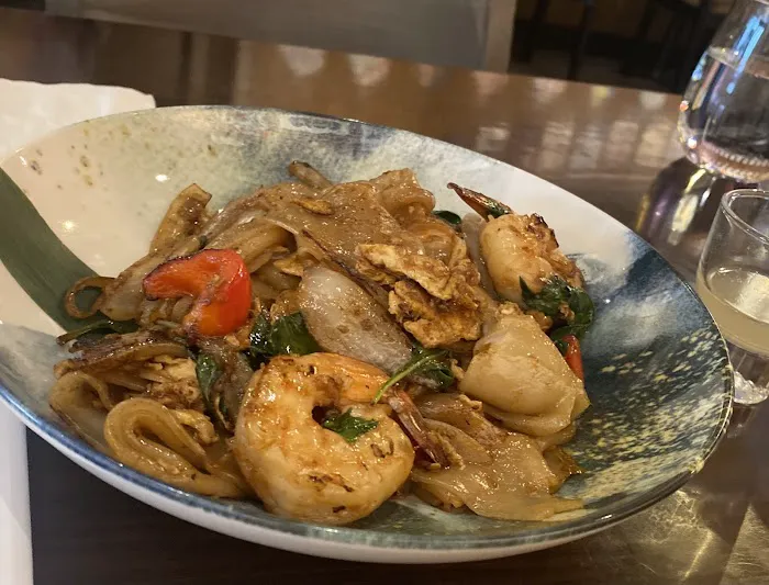 RaCha Thai Cuisine Picture 6