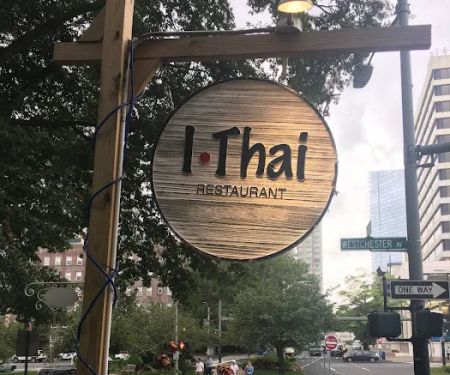 Thai Den Restaurant