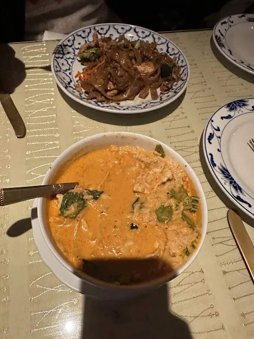 King and I Thai Restaurant Picture 5