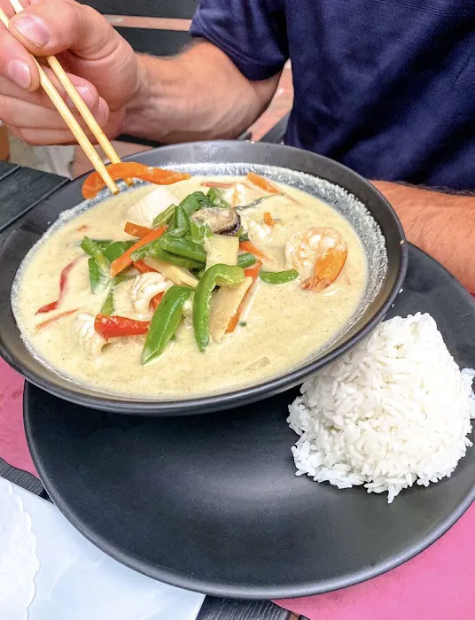 Warwick Thai Picture 1