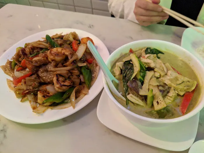 Little Thai Kitchen Picture 9