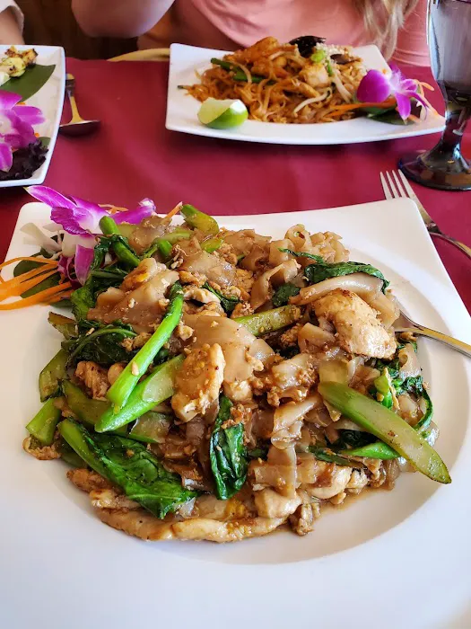 Ploy Siam Nui Thai Cuisine Picture 3