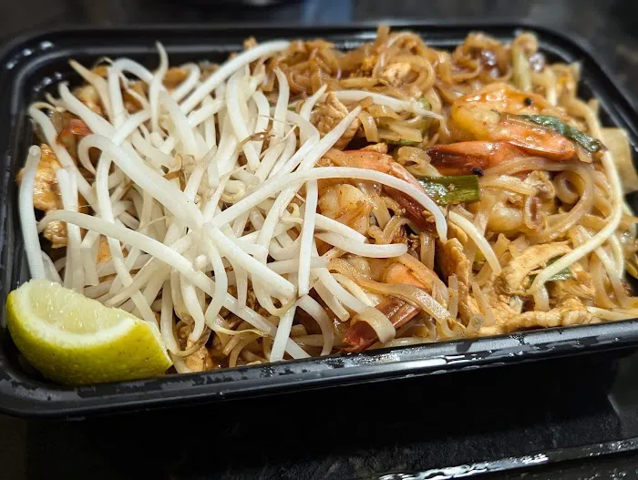 Ploy Siam Nui Thai Cuisine Picture 5