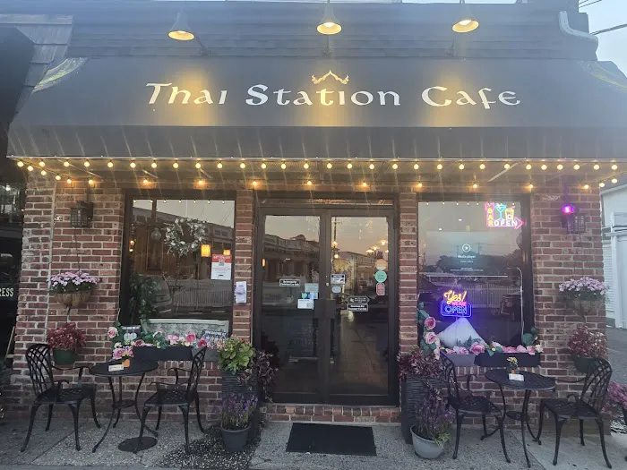 Thai Station Cafe babylon Picture 2