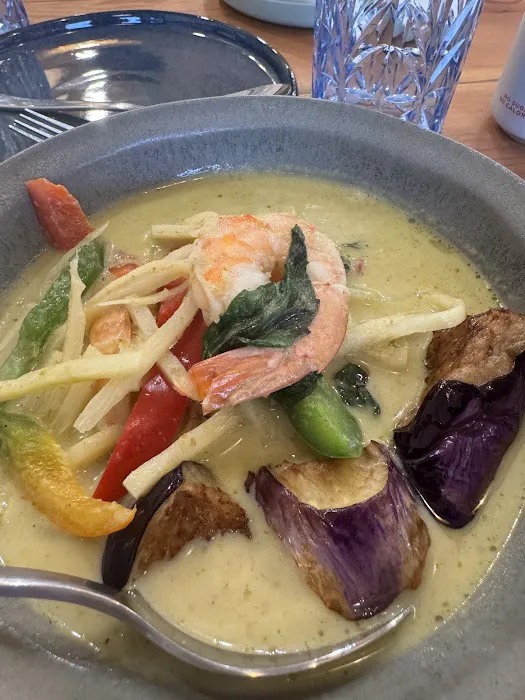 Khing Thai Eatery Picture 5