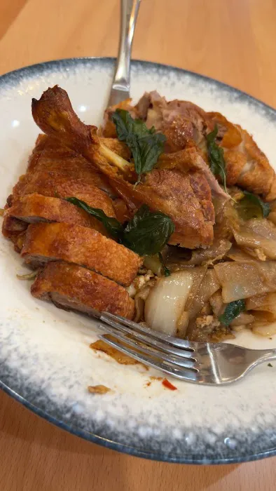 Khing Thai Eatery Picture 7