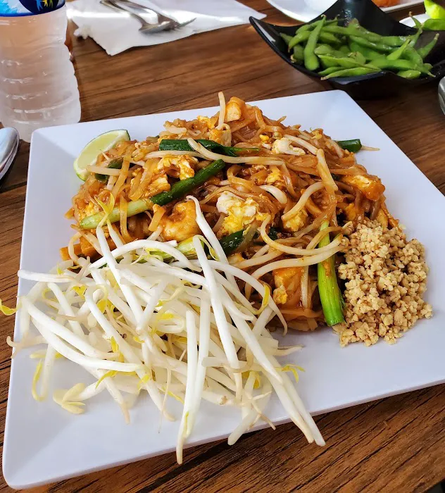 Thairiffic in the Valley Picture 5