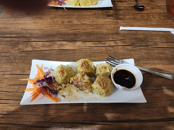 Thairiffic in the Valley Picture 2