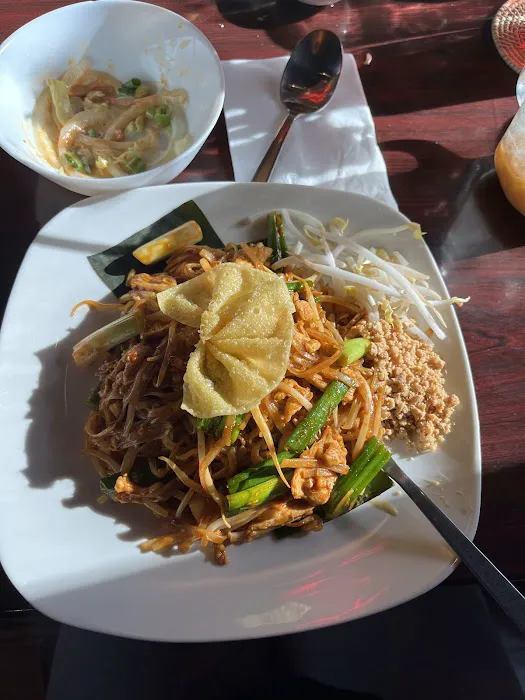 @Lopburi Thai Restaurant Picture 8