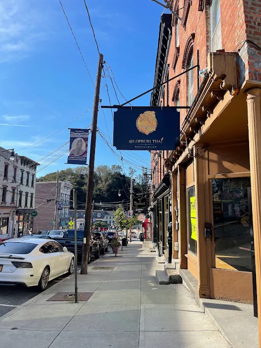 @Lopburi Thai Restaurant Picture 10