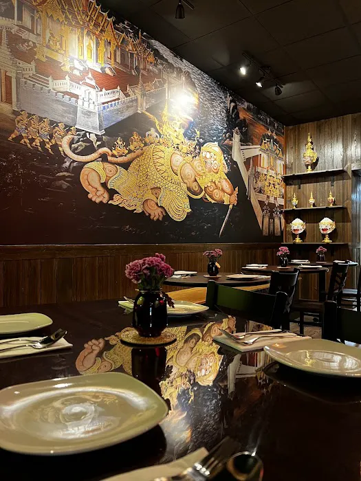 @Lopburi Thai Restaurant Picture 4