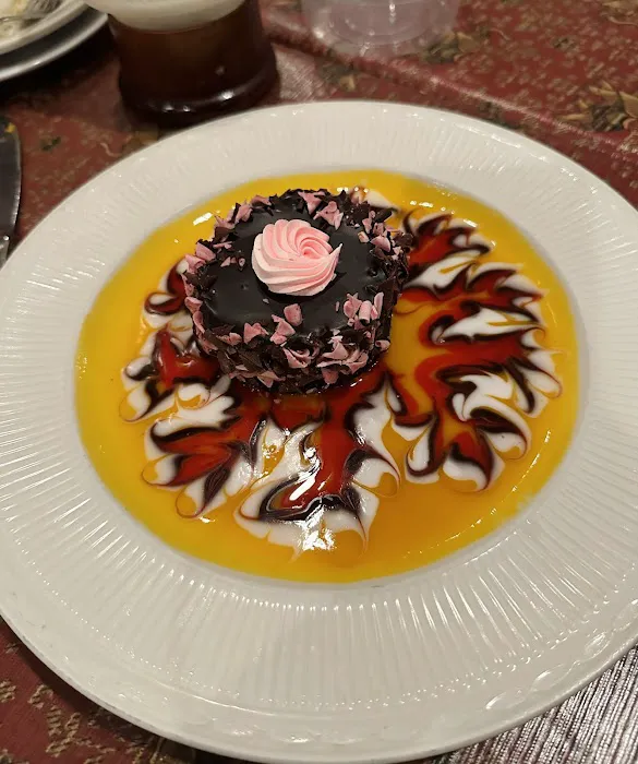 White Elephant Restaurant Picture 10