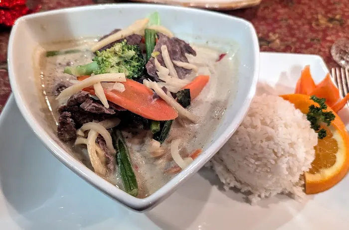 White Elephant Restaurant Picture 4