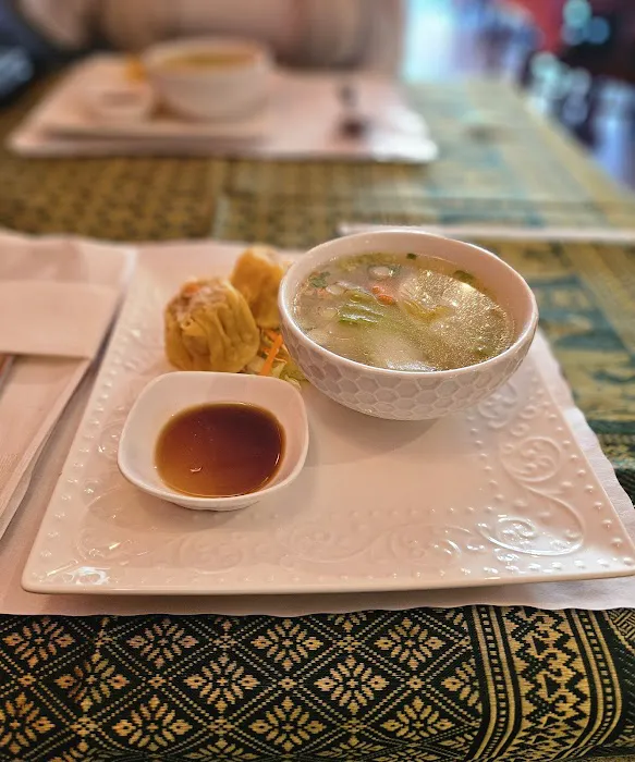 Gummlai Thai Picture 4