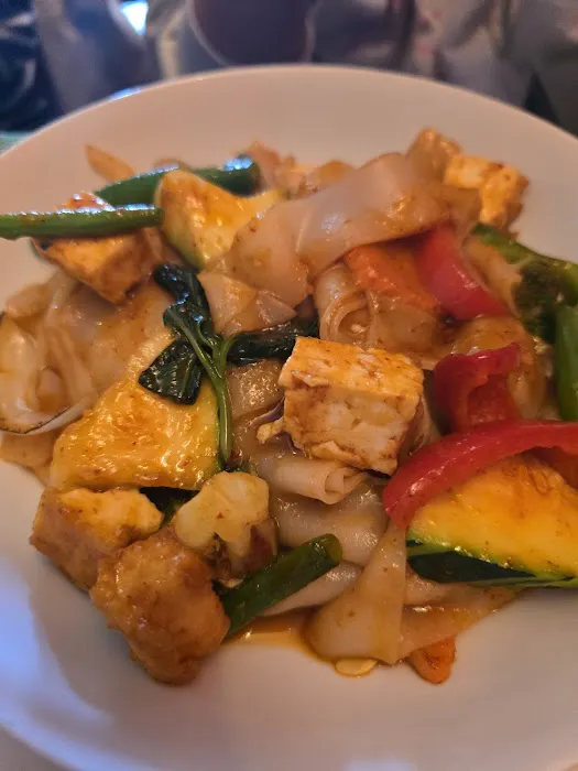 Gummlai Thai Picture 7