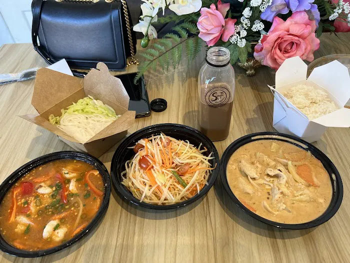 South Sea Thai Kitchen Picture 4