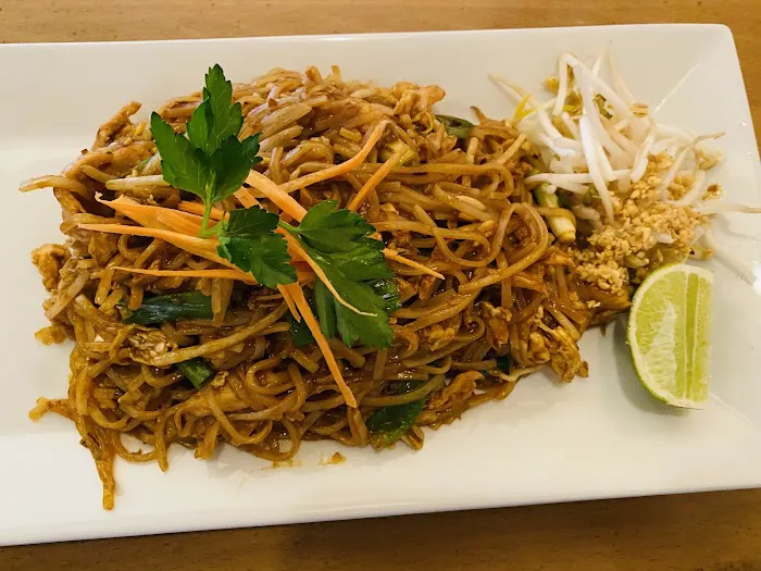 Bhan Thai (Marlton) Picture 4