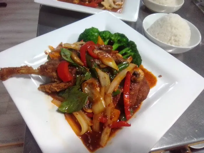 BKK Family Restaurant Picture 9