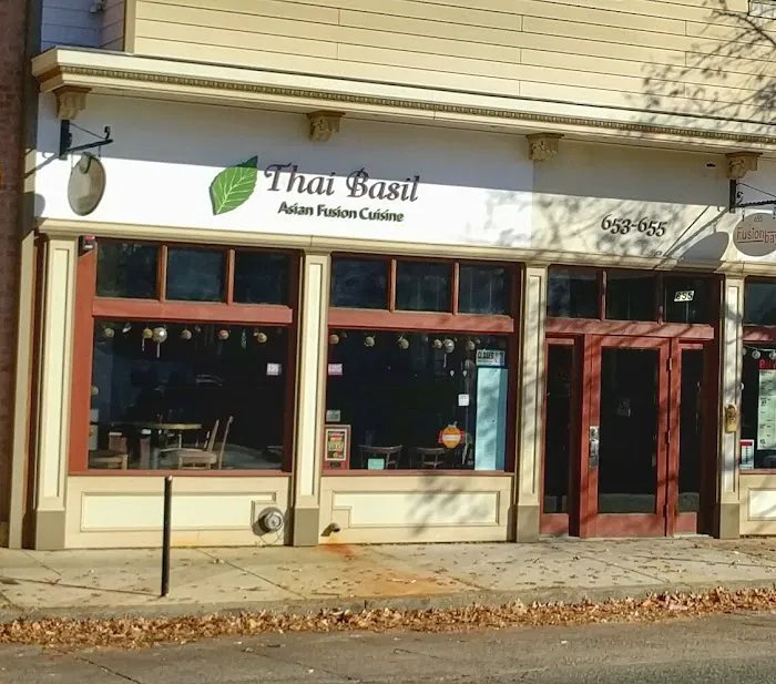 Thai Basil Picture 10