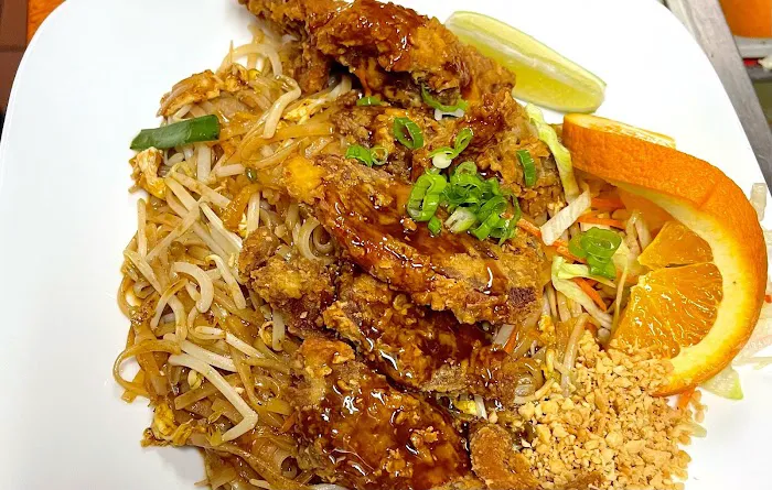 Circles Thai - Collingswood, NJ Picture 4