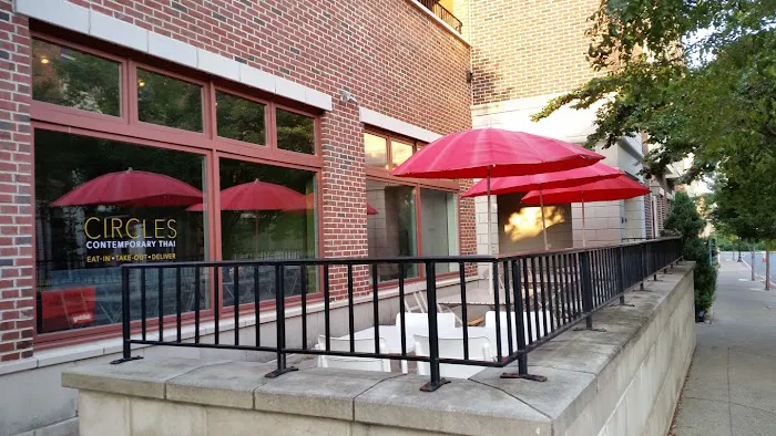 Circles Thai - Collingswood, NJ Picture 3