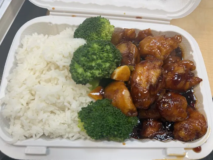 Halal Lemongrass Express Picture 9