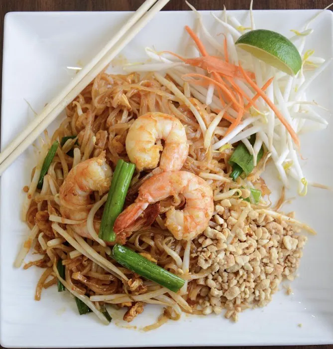 Ruuthai's Kitchen Picture 1