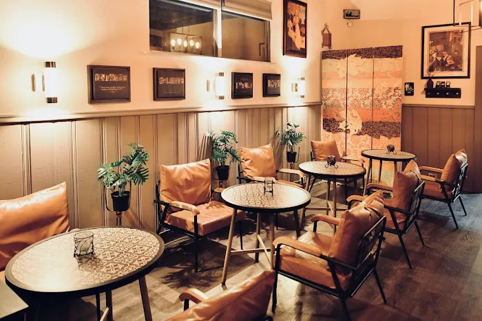 The Destiny Thai Table Picture 1