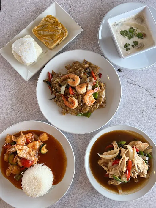 Jeen Bistro Picture 3