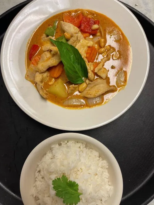 Xay's Kitchen Laos & Thai Cuisine Picture 3